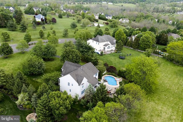 3 WILLIAMSON LN, Lambertville, NJ 08530