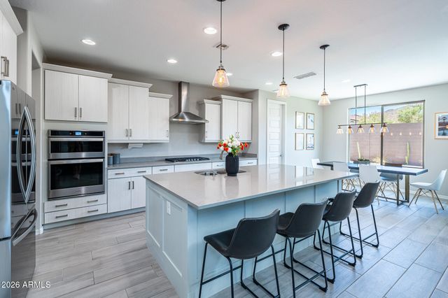 7228 W Quail Track Drive, Peoria, AZ 85383