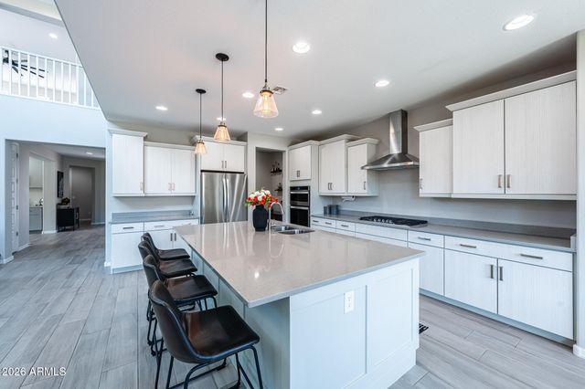 7228 W Quail Track Drive, Peoria, AZ 85383