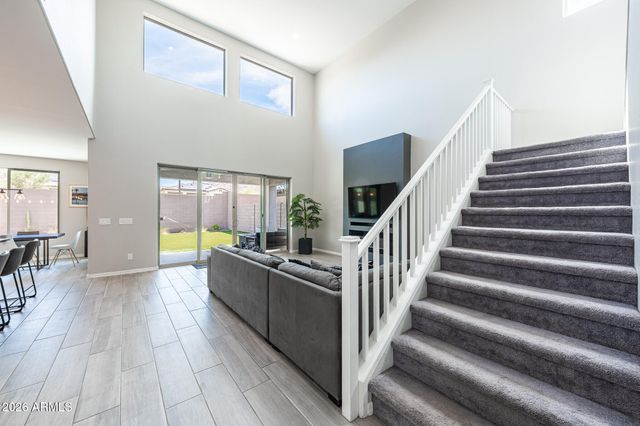 7228 W Quail Track Drive, Peoria, AZ 85383