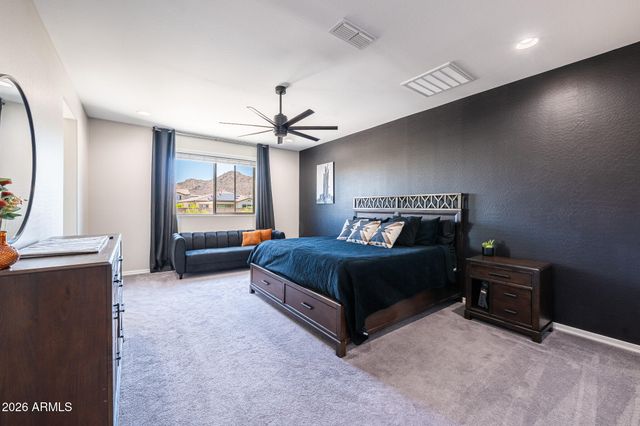 7228 W Quail Track Drive, Peoria, AZ 85383