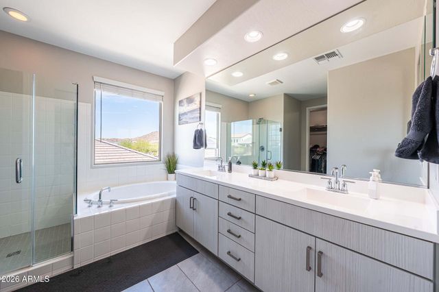 7228 W Quail Track Drive, Peoria, AZ 85383