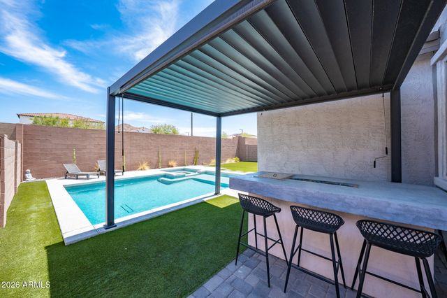 7228 W Quail Track Drive, Peoria, AZ 85383