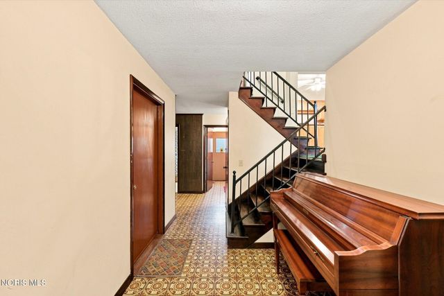 4402 N Terrace View Street, Toledo, OH 43607