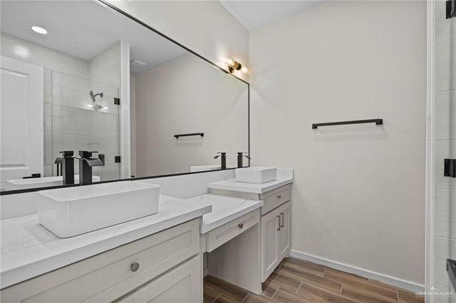 3802 Albanian Street, Edinburg, TX 78542