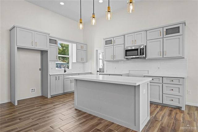 3802 Albanian Street, Edinburg, TX 78542