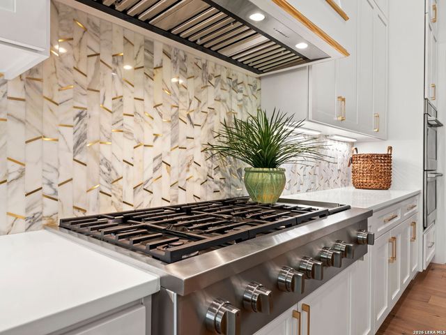 7119 Bluff Strand, San Antonio, TX 78257