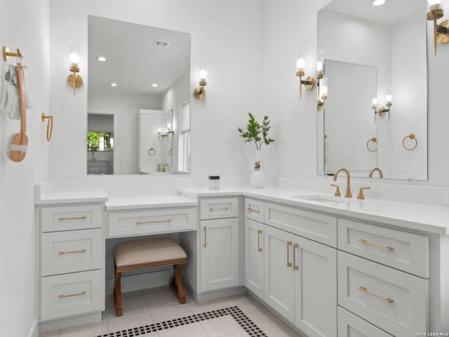 7119 Bluff Strand, San Antonio, TX 78257