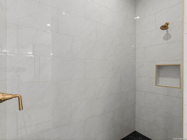 7119 Bluff Strand, San Antonio, TX 78257