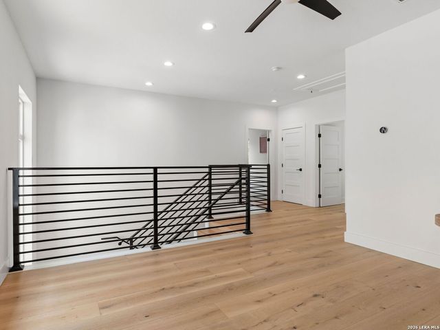 7119 Bluff Strand, San Antonio, TX 78257