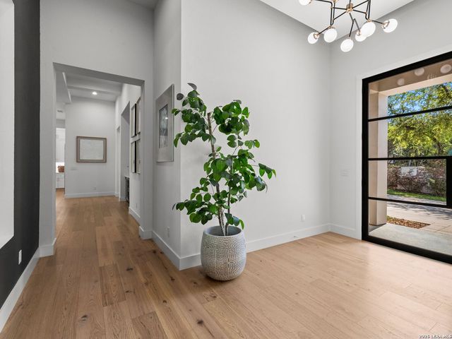 7119 Bluff Strand, San Antonio, TX 78257