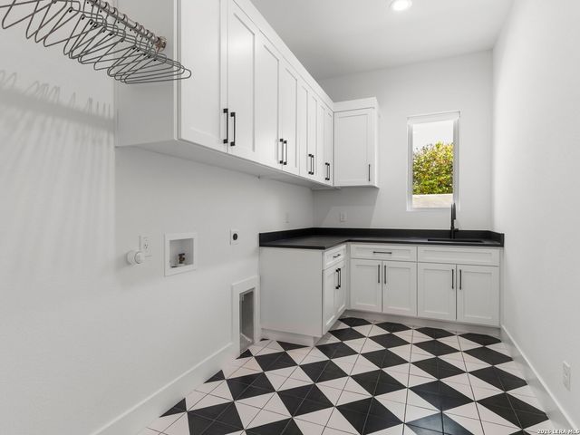 7119 Bluff Strand, San Antonio, TX 78257