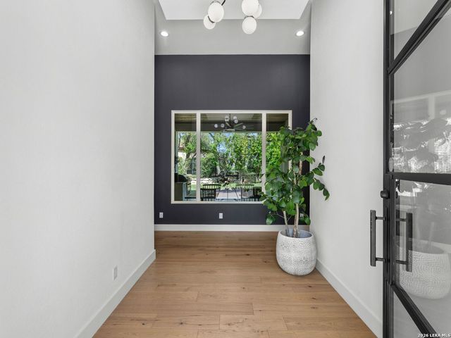 7119 Bluff Strand, San Antonio, TX 78257