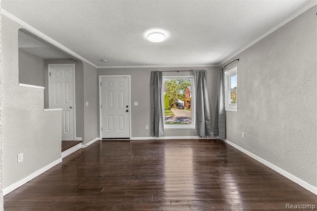 10842 Nottingham Road, Detroit, MI 48224