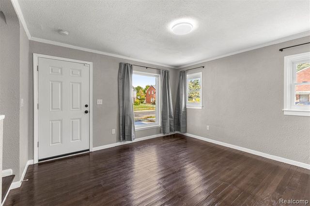 10842 Nottingham Road, Detroit, MI 48224