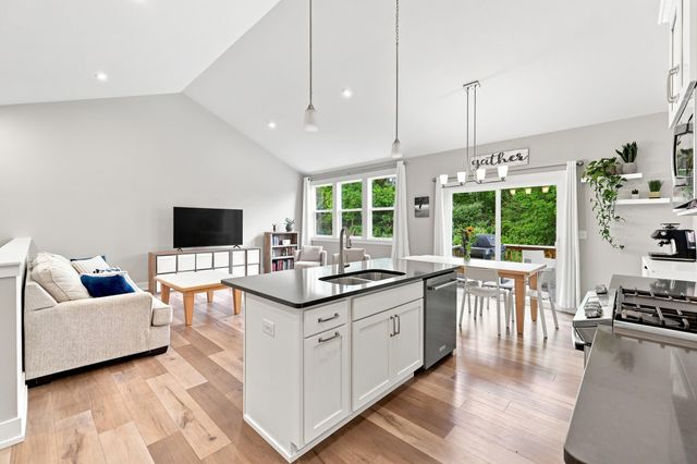6927 Caliburn Drive Se, Gaines Twp, MI 49316