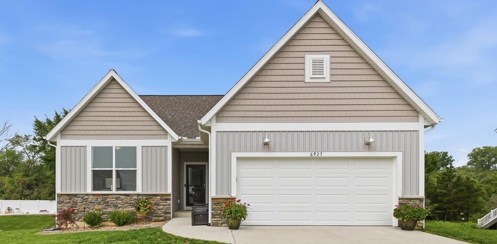6927 Caliburn Drive Se, Gaines Twp, MI 49316