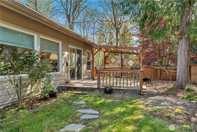 142 Camano Lane, Port Ludlow, WA 98365