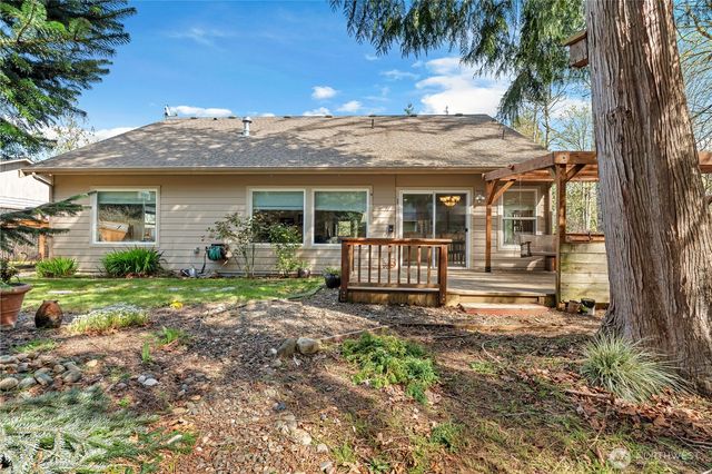 142 Camano Lane, Port Ludlow, WA 98365