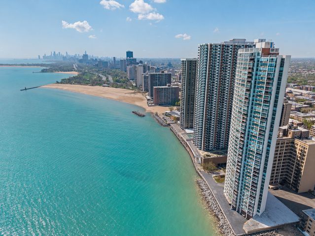 940 W Glenlake Avenue 34B, Chicago, IL 60660