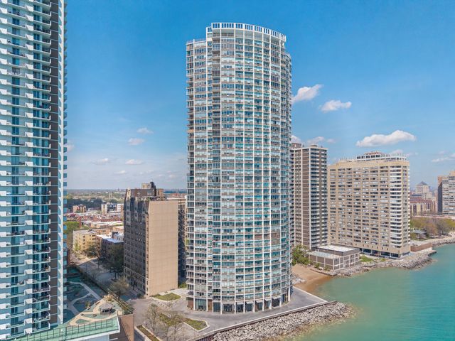940 W Glenlake Avenue 34B, Chicago, IL 60660
