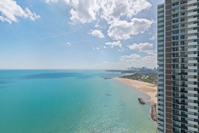 940 W Glenlake Avenue 34B, Chicago, IL 60660