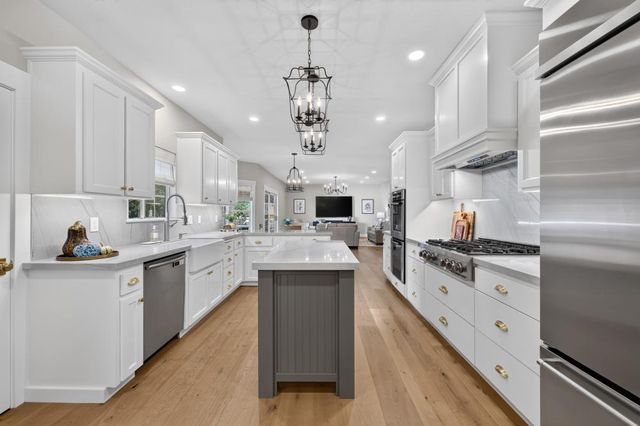 3637 Meder Ct, Shingle Springs, CA 95682