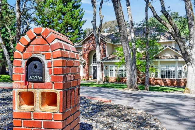3637 Meder Ct, Shingle Springs, CA 95682