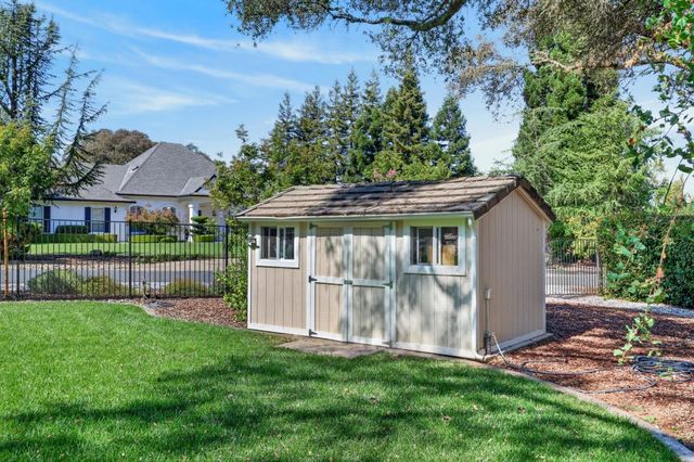 3637 Meder Ct, Shingle Springs, CA 95682
