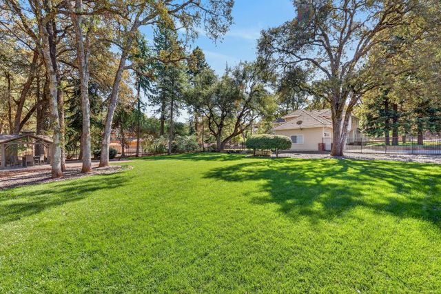 3637 Meder Ct, Shingle Springs, CA 95682
