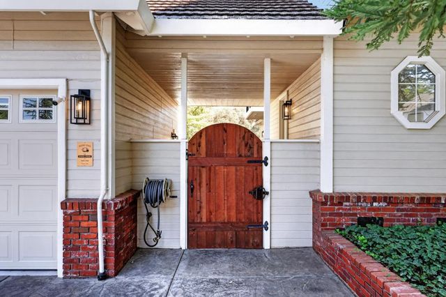 3637 Meder Ct, Shingle Springs, CA 95682