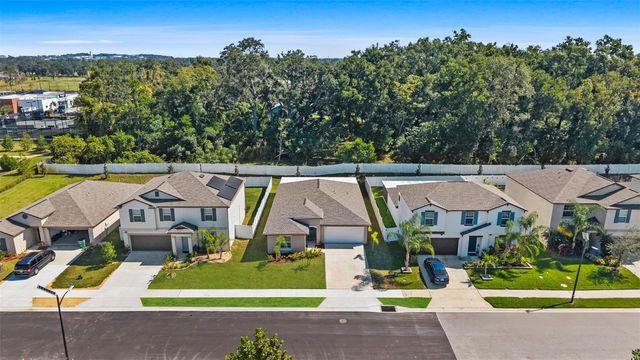 6494 BEVERLY HILLS DRIVE, Zephyrhills, FL 33541