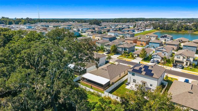 6494 BEVERLY HILLS DRIVE, Zephyrhills, FL 33541