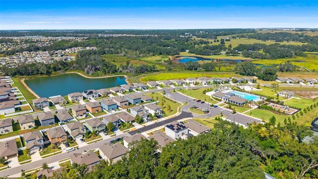 6494 BEVERLY HILLS DRIVE, Zephyrhills, FL 33541