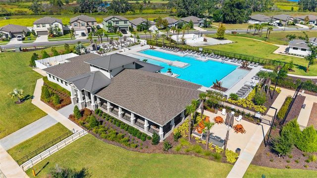 6494 BEVERLY HILLS DRIVE, Zephyrhills, FL 33541