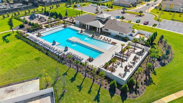 6494 BEVERLY HILLS DRIVE, Zephyrhills, FL 33541