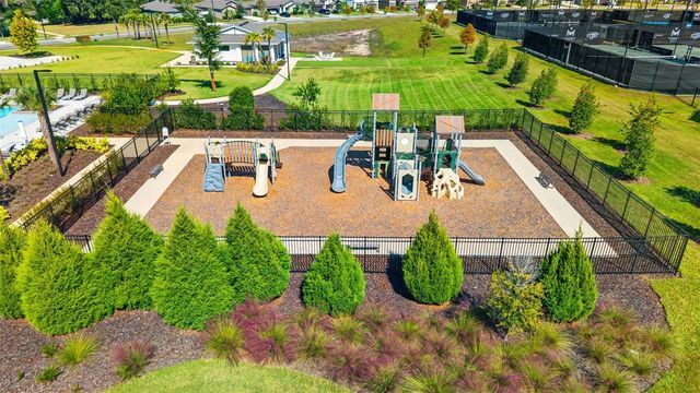 6494 BEVERLY HILLS DRIVE, Zephyrhills, FL 33541