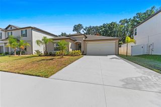 6494 BEVERLY HILLS DRIVE, Zephyrhills, FL 33541
