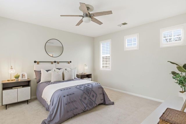 2842 Stonegate Dr, West Sacramento, CA 95691