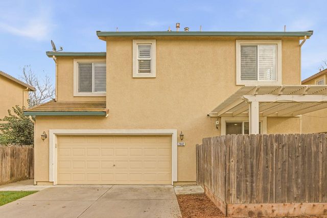 2842 Stonegate Dr, West Sacramento, CA 95691