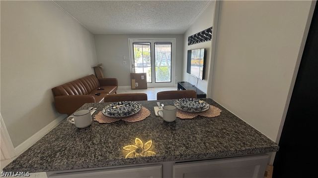 5222 TREETOPS DR, Naples, FL 34113