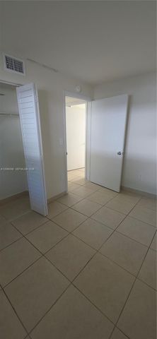 19600 SW 110th Court 112, Cutler Bay, FL 33157