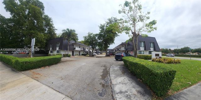 19600 SW 110th Court 112, Cutler Bay, FL 33157