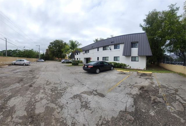 19600 SW 110th Court 112, Cutler Bay, FL 33157