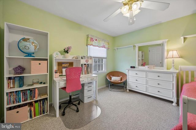 3 VALLI CT, Hamilton, NJ 08690