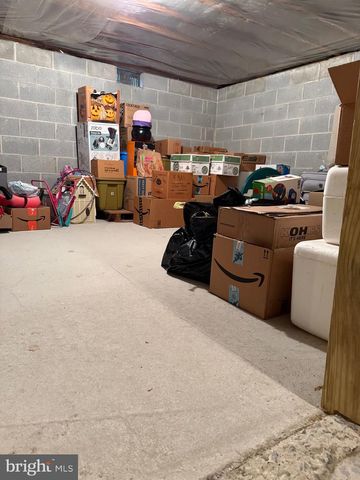 3 VALLI CT, Hamilton, NJ 08690