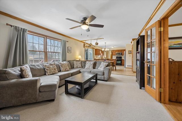 3 VALLI CT, Hamilton, NJ 08690