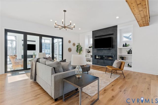 11513 Clear Bark Ln, Moseley, VA 23120