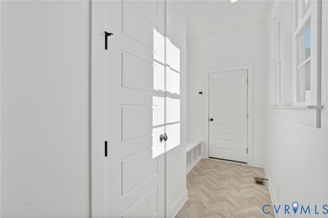 11513 Clear Bark Ln, Moseley, VA 23120