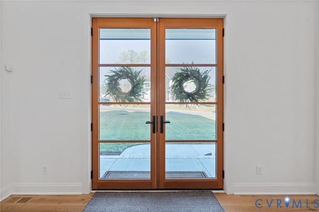 11513 Clear Bark Ln, Moseley, VA 23120